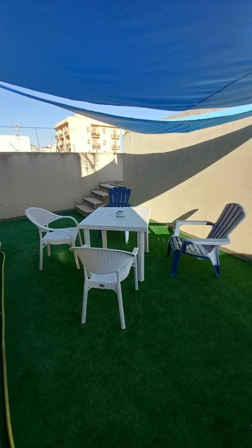 Oltre: Monolocale Con Terrazzo Privato Al Piano Apartment Trapani Exterior foto
